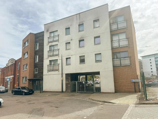 Flat for rent in Key Street, Suffolk