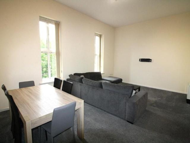 Apartment for rent in Worrall, South Yorkshire