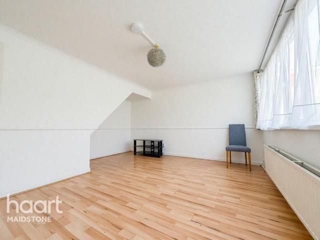 Apartment for rent in Comers, Norfolk