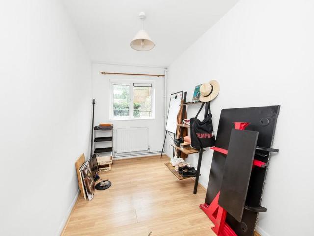 Apartment for rent in London Borough of Lewisham, Forest Hill
