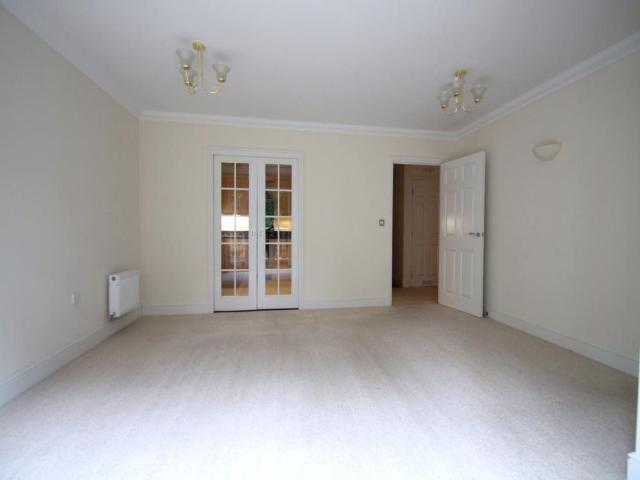 Apartment for rent in Buckler's Park, Crowthorne