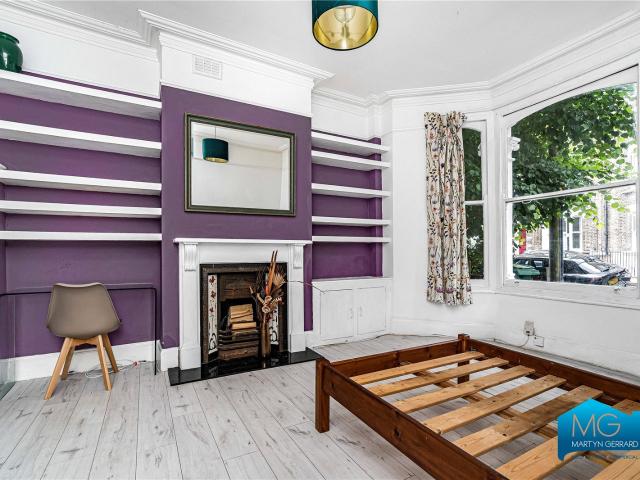Apartment for rent in Holloway, Greater London
