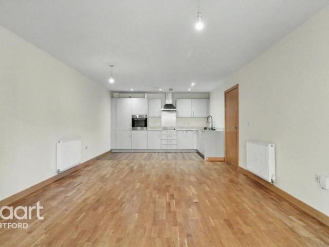 Apartment for rent in Monks Orchard, Kent