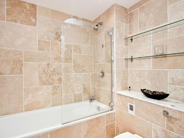 Apartment for rent in Clerkenwell Green, Greater London