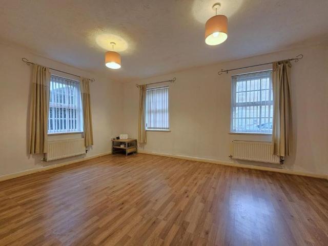 Apartment for rent in Northampton, Isle Of Man