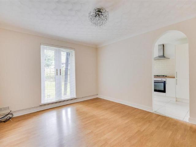 Apartment for rent in Falcon Lodge, Wales