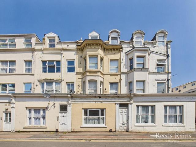 Flat for rent in South Cliff, Kepwick