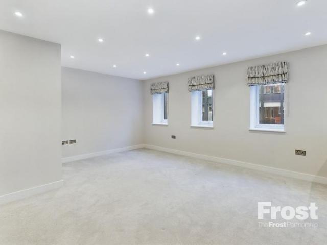 Apartment for rent in Gerrards Cross, Denham