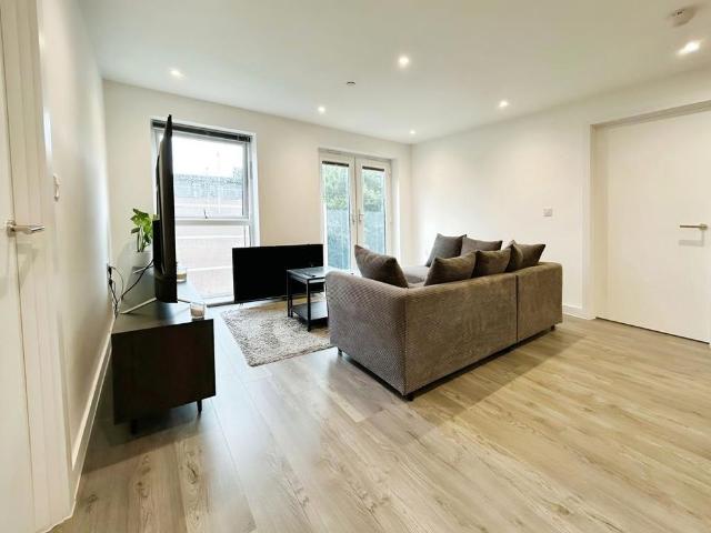 Apartment for rent in Hyde Park, West Yorkshire
