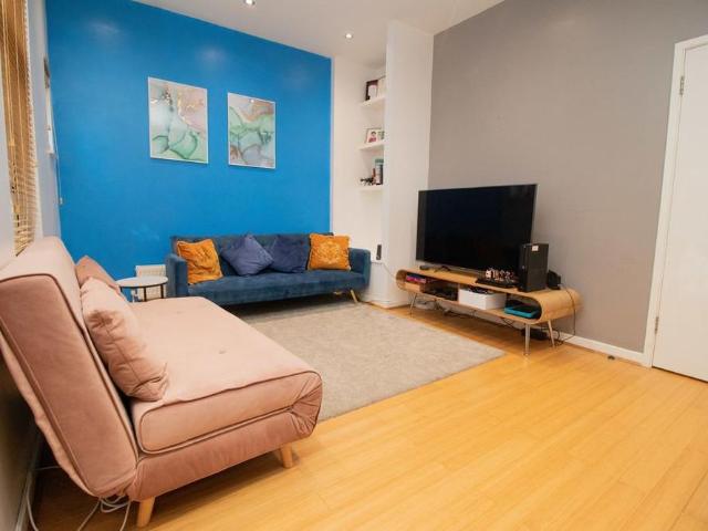 Apartment for rent in Chorlton-cum-Hardy, Manchester