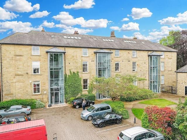 Flat for rent in Kingsley, Harrogate