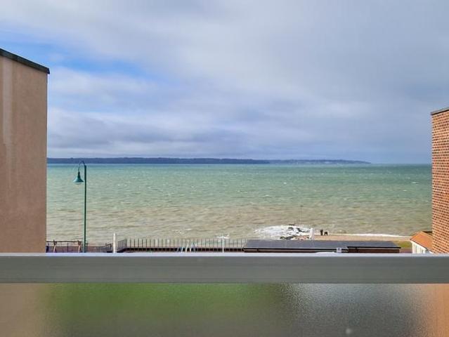Flat for rent in Lee-on-the-Solent, Middlecroft