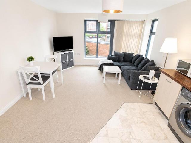Apartment for rent in Sydenham, Green Close