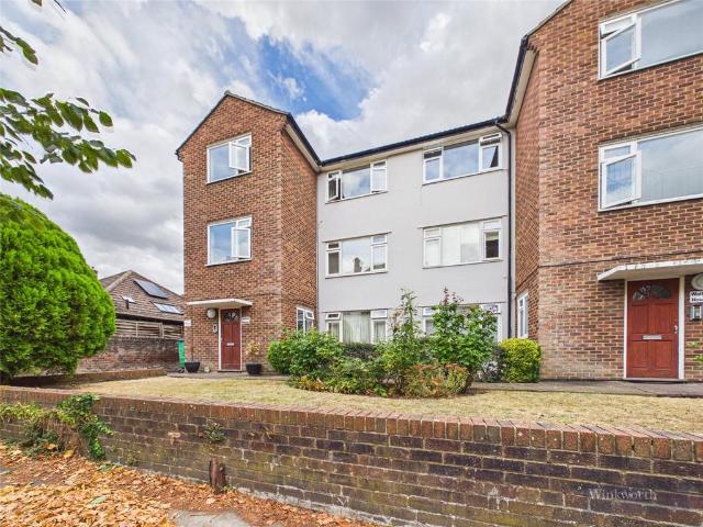 Flat for rent in Surbiton, Greater London