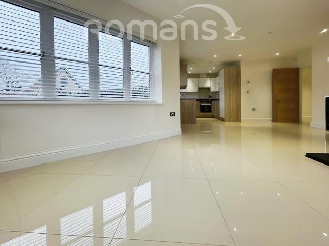 Apartment for rent in Holyport, Bray