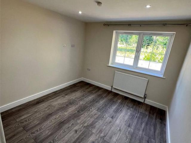 Apartment for rent in Ickenham, Greater London