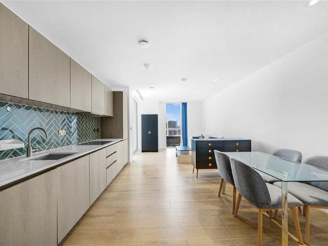 Flat for rent in Finsbury, Greater London