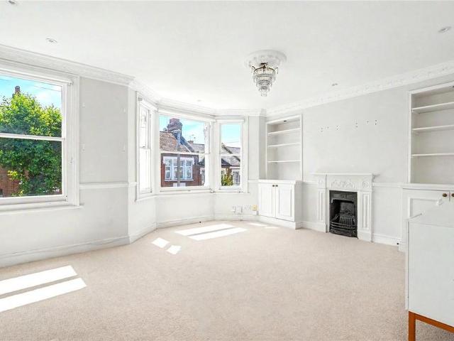 Apartment for rent in Clapham Junction, Greater London