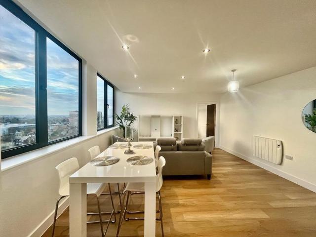 Apartment for rent in Wharfside, Trafford Park