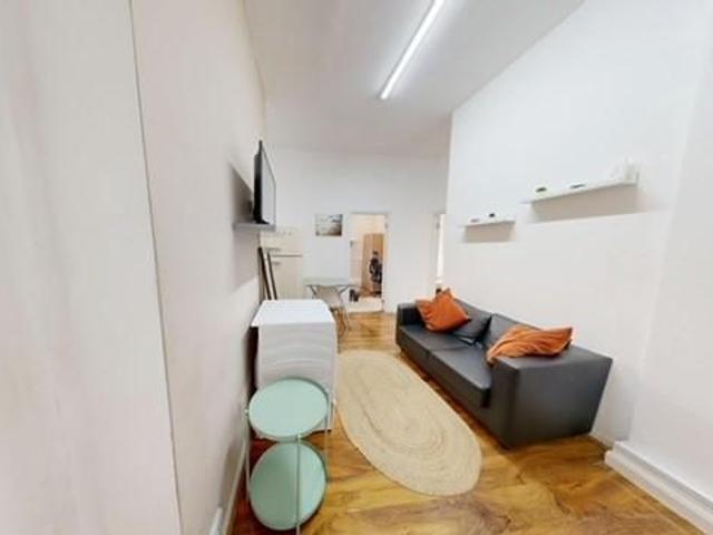 Apartment for rent in St Luke's, Greater London