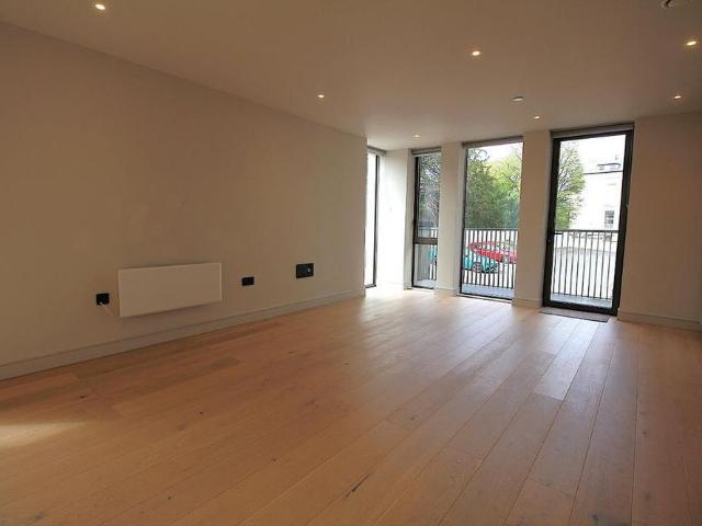 Apartment for rent in Ewens Farm, Cheltenham