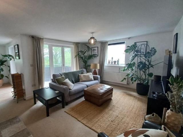 Apartment for rent in Strode, Devon