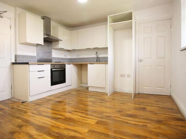 Apartment for rent in Aberaman South, Abercwmboi