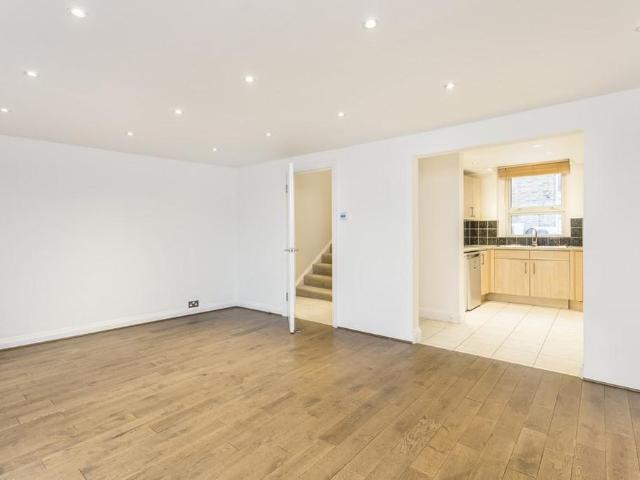 Apartment for rent in Cat Hill, Isle Of Man