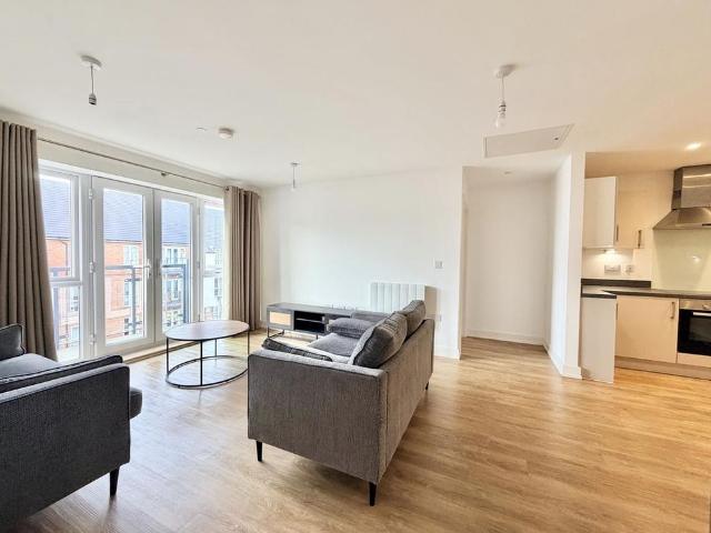 Apartment for rent in Kilnwood Vale, Horsham