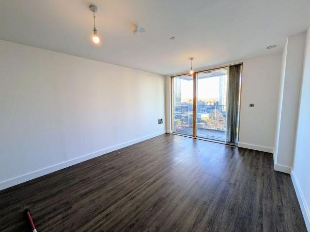 Apartment for rent in London Borough of Lewisham, Ladywell