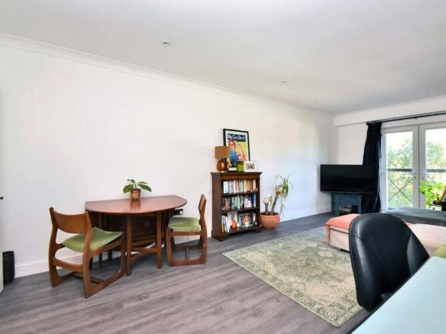Apartment for rent in Banstead, Reigate and Banstead