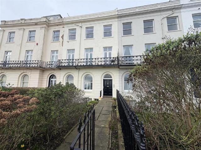 Flat for rent in South Cliff, Kepwick