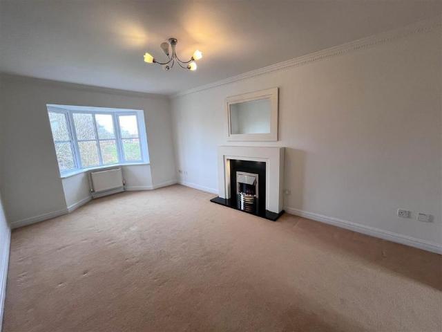 Apartment for rent in Colshaw Farm, Wilmslow