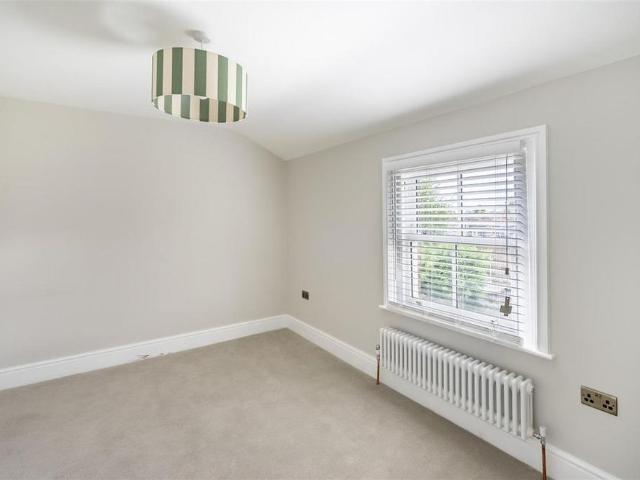 Apartment for rent in High Field, York