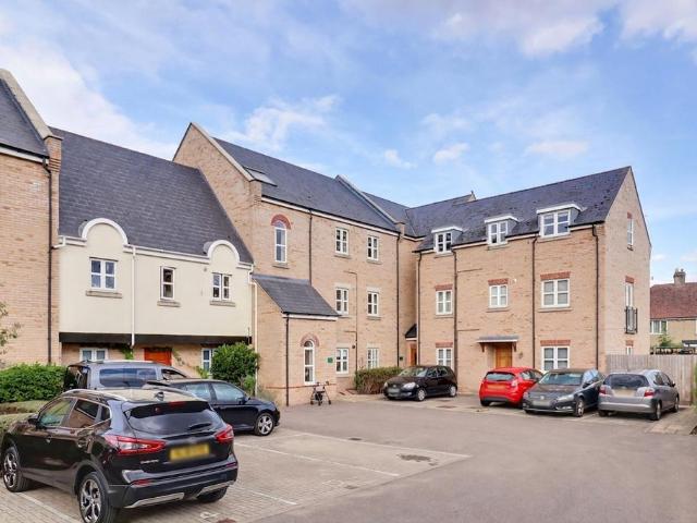 Flat for rent in Eaton Ford, Huntingdonshire