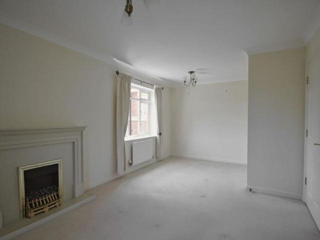 Apartment for rent in Red Hill, Surrey
