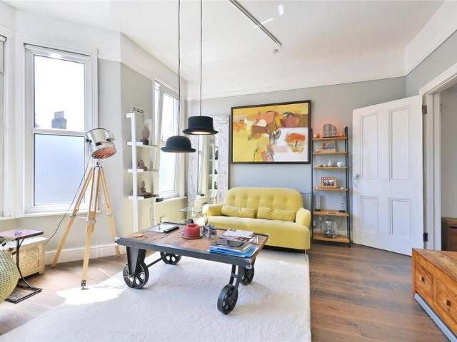 Apartment for rent in Harlesden, Greater London