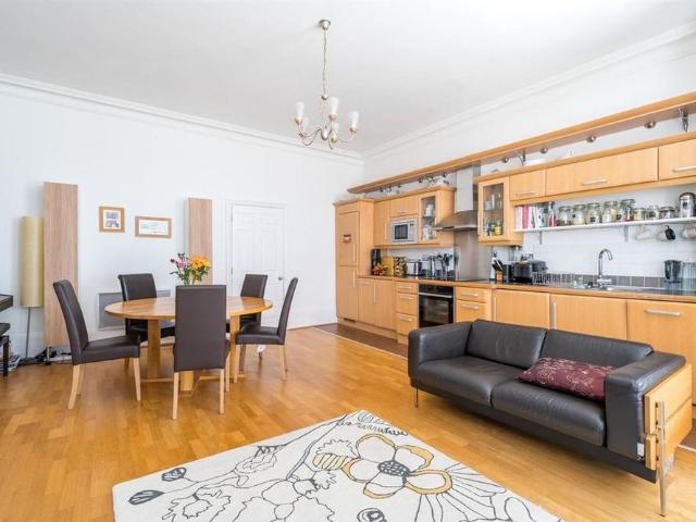 Apartment for rent in Milverton, Green Close