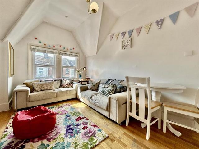 Apartment for rent in Acol, Kent