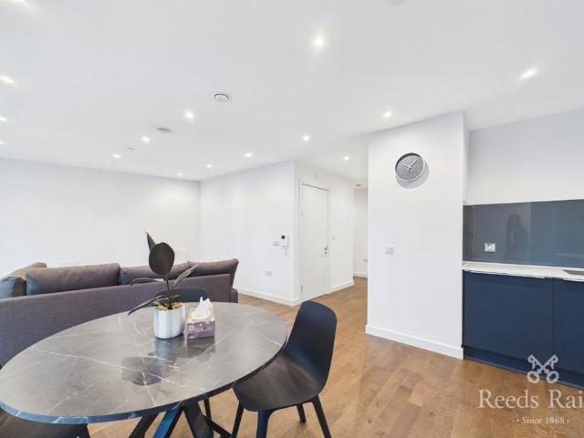 Apartment for rent in City Centre, Salford