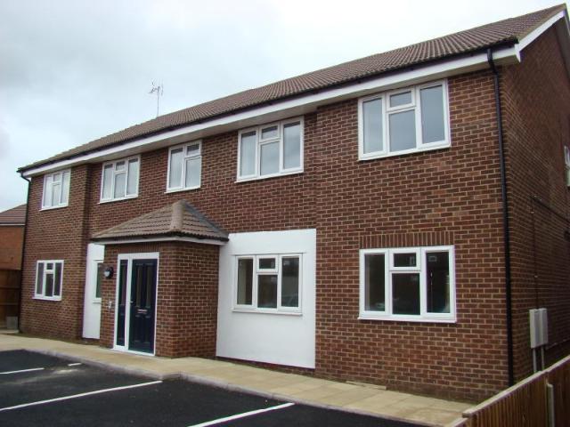 Flat for rent in Hayes, Greater London