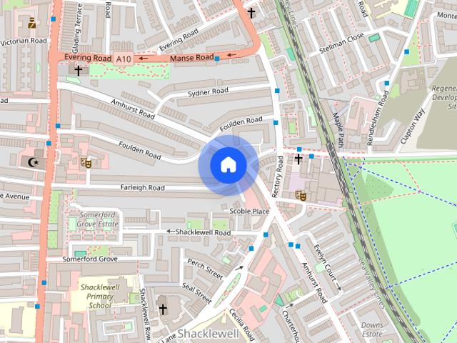 Townhouse for rent in Shacklewell, Greater London