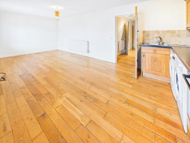 Apartment for rent in Usk