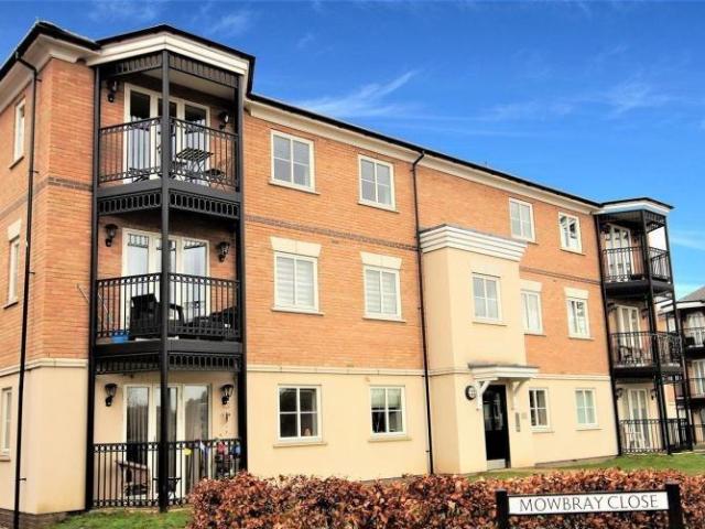 Flat for rent in Ivy Chimneys, Epping