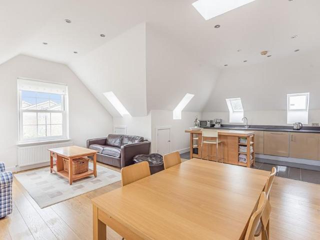 Apartment for rent in Greater London