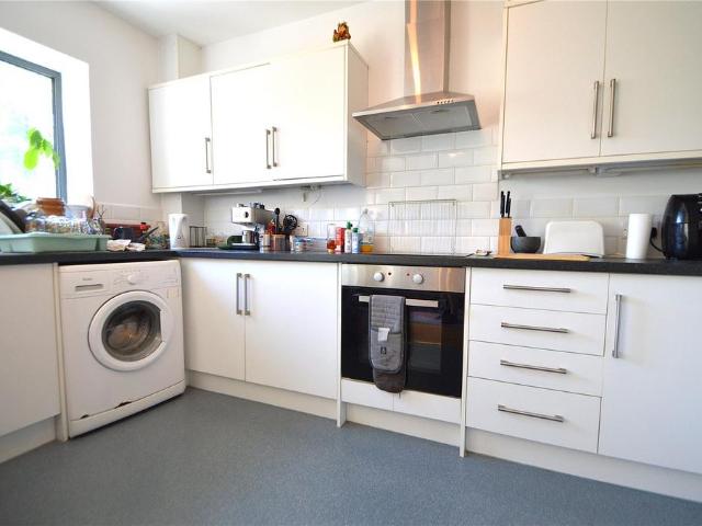 Flat for rent in London Borough of Croydon, Greater London