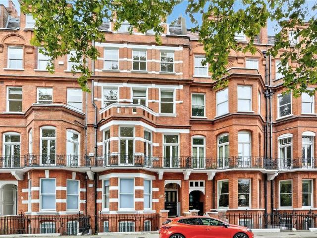 Flat for rent in Chelsea, Greater London