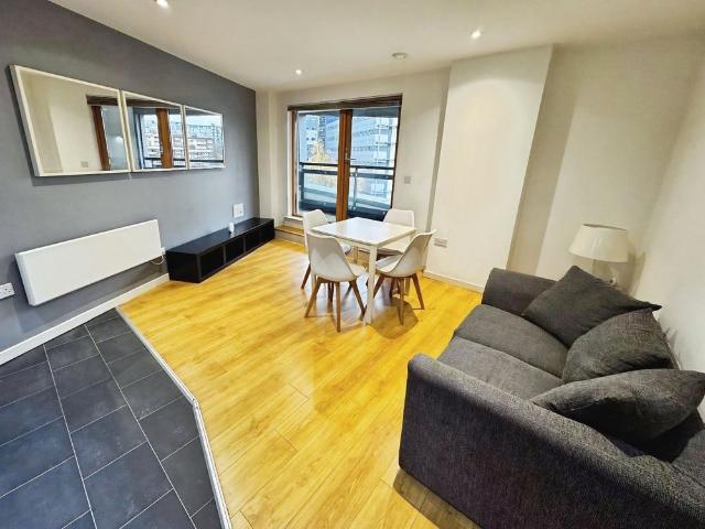 Apartment for rent in Steander, Leeds