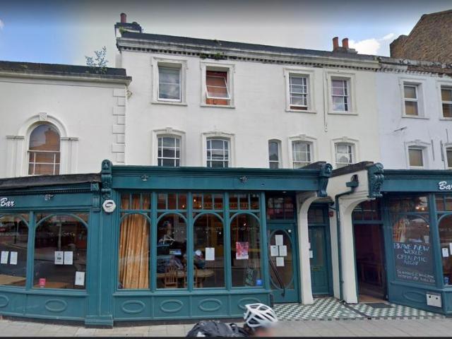 Flat for rent in Surbiton, Greater London