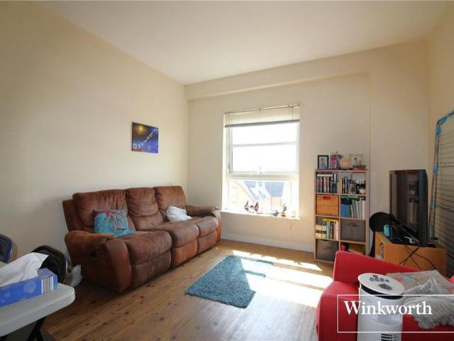 Apartment for rent in Elstree and Borehamwood, Borehamwood